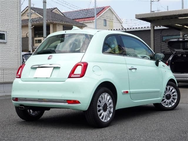 Car thumbnail 3