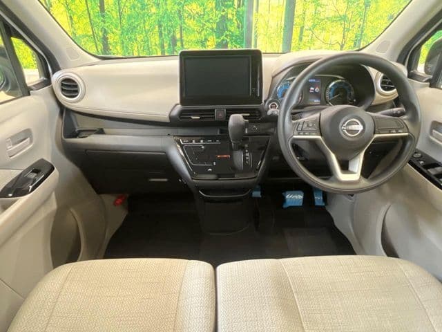 NISSAN