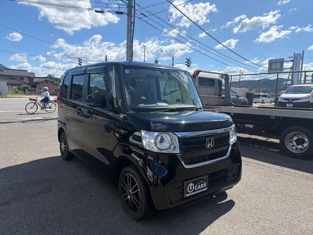 HONDA N BOX 4WD