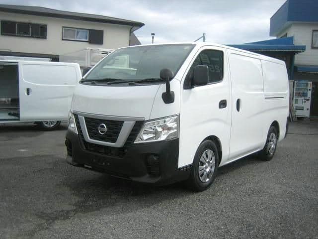 NISSAN CARAVAN van 2WD
