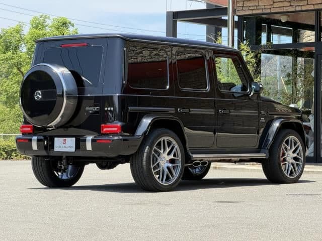 Car thumbnail 3