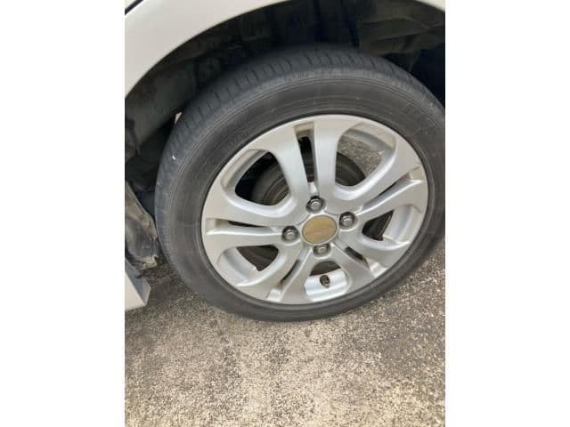 Car thumbnail 3