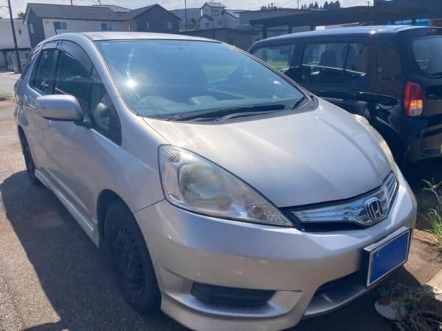 HONDA FIT SHUTTLE HYBRID