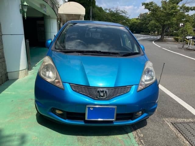 Car image 1