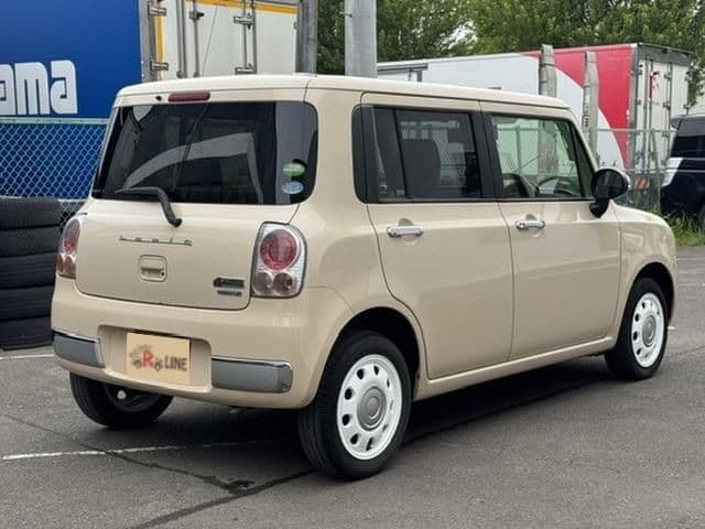 Car thumbnail 2