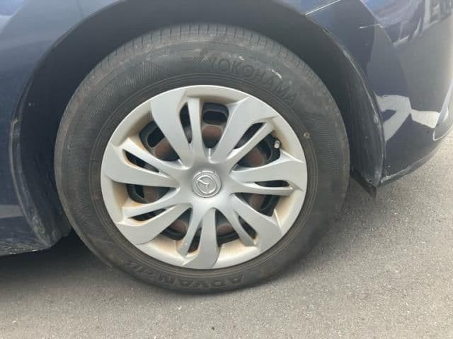 Car thumbnail 4