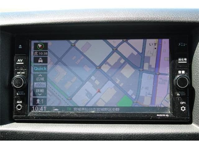 Car thumbnail 4