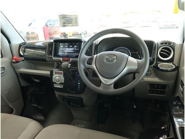 Car thumbnail 2