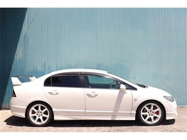 Car thumbnail 4