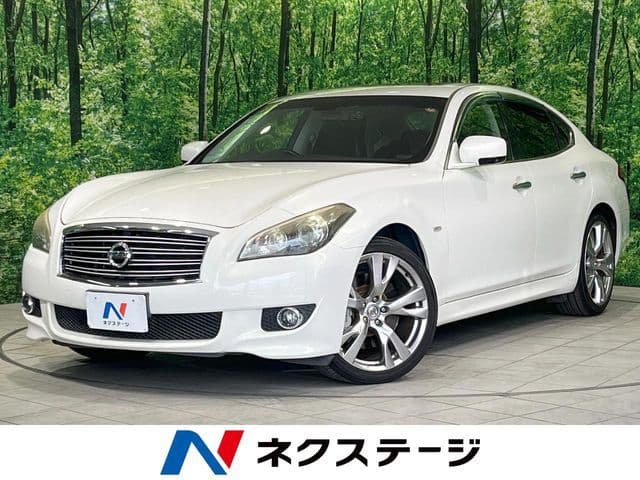 NISSAN FUGA