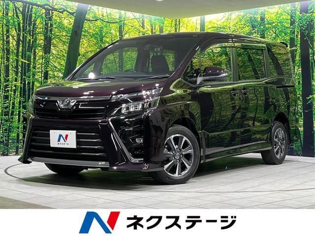 TOYOTA VOXY 4WD