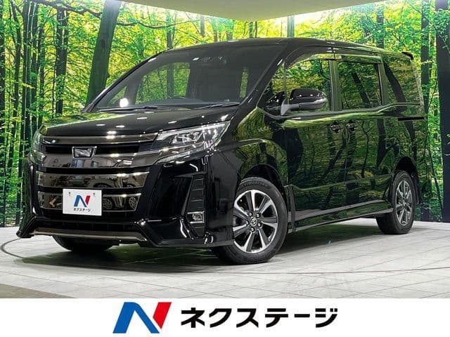 TOYOTA NOAH 4WD