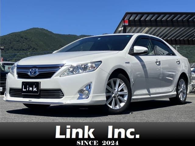 TOYOTA CAMRY HYBRID