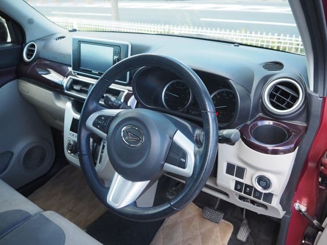 Car thumbnail 2