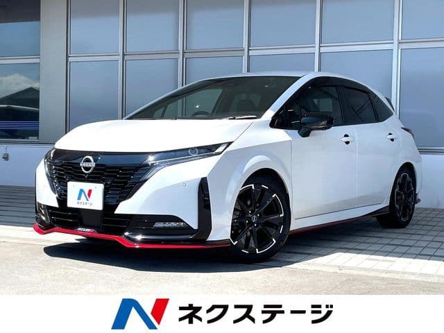 NISSAN AURA