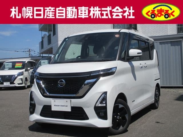 NISSAN ROOX 4WD
