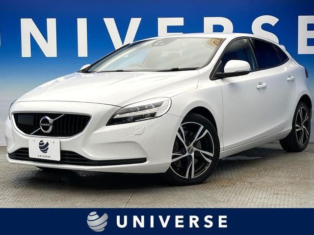 VOLVO VOLVO V40