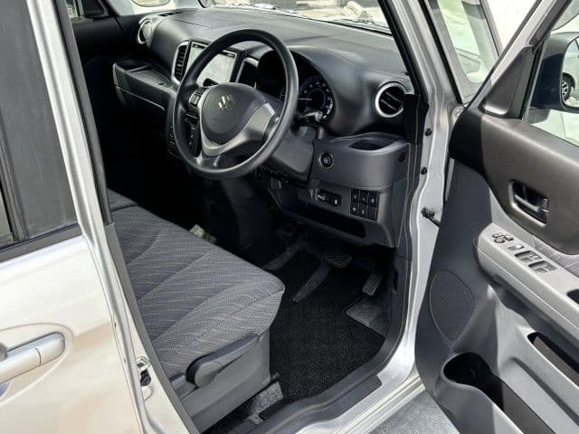Car thumbnail 4