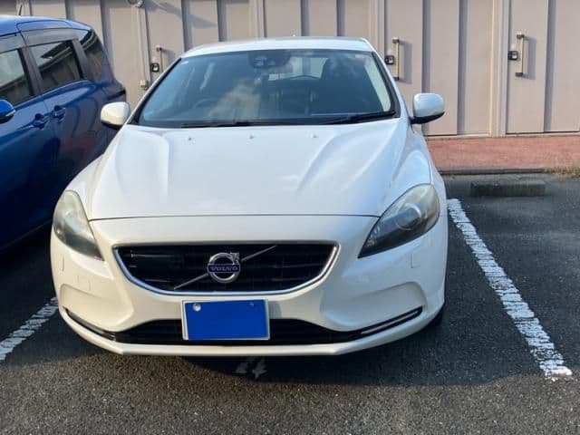 VOLVO VOLVO V40