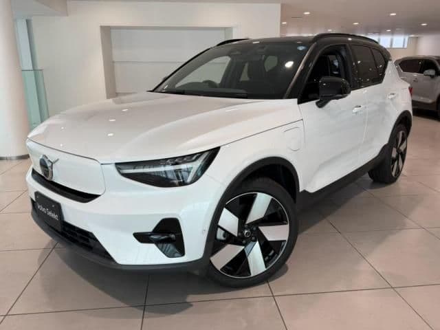 VOLVO VOLVO XC40