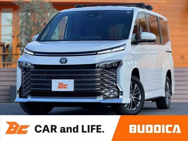 TOYOTA VOXY 4WD