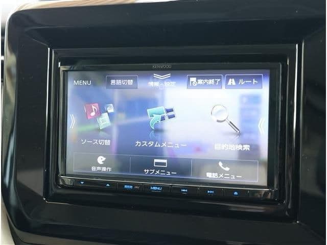 Car thumbnail 3