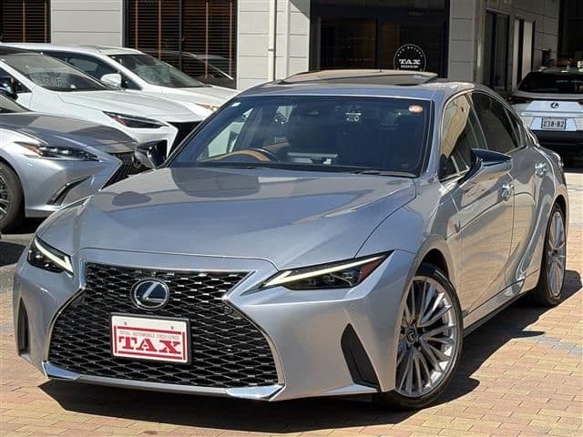 TOYOTA LEXUS IS300h