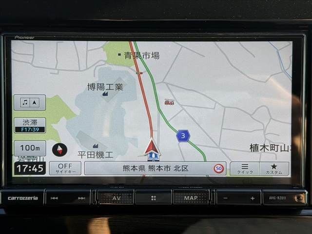 Car thumbnail 3