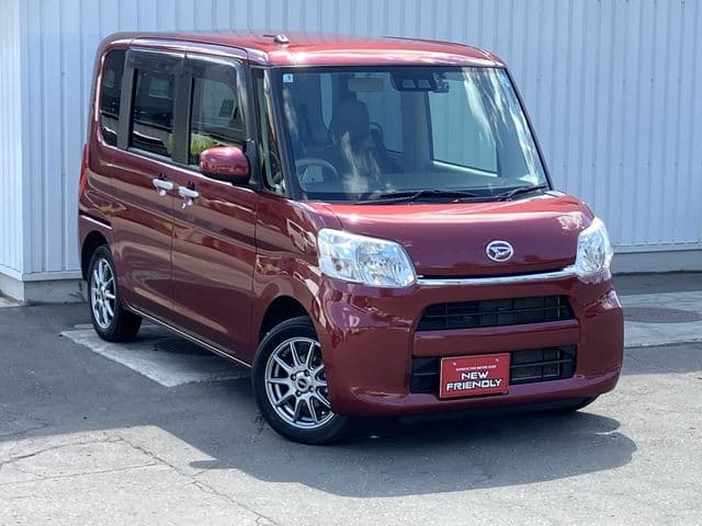 DAIHATSU TANTO 4WD