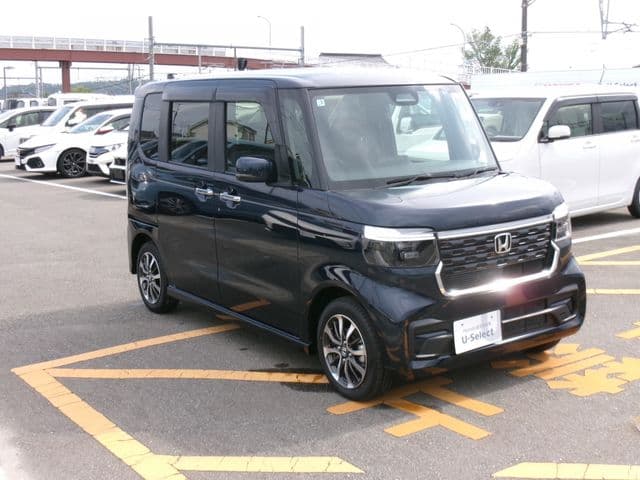 Car thumbnail 3