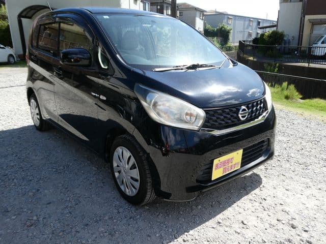 NISSAN