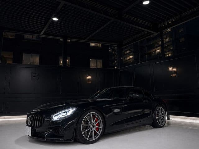 Car thumbnail 3