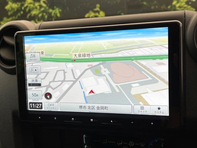 Car thumbnail 3