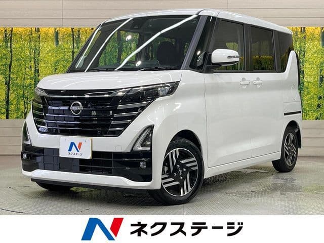 NISSAN ROOX