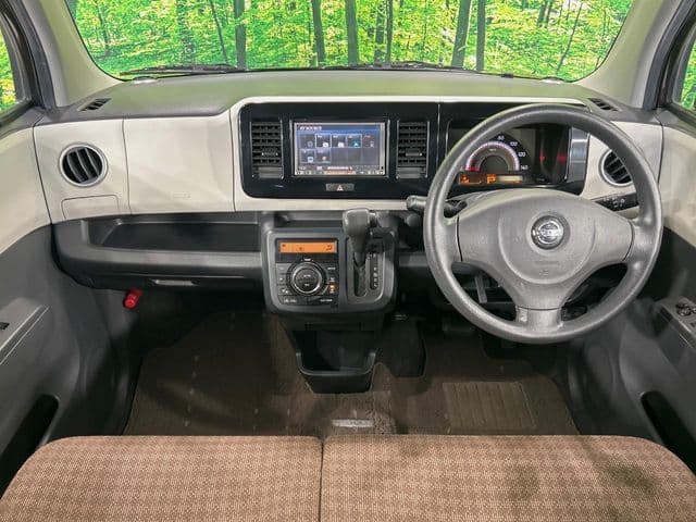 NISSAN
