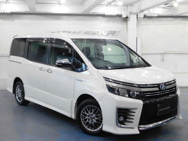 Car image 1