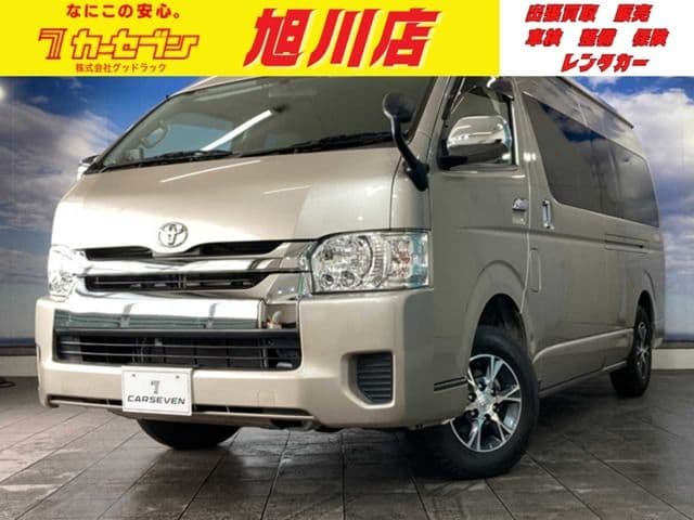 TOYOTA HIACE wagon 4WD