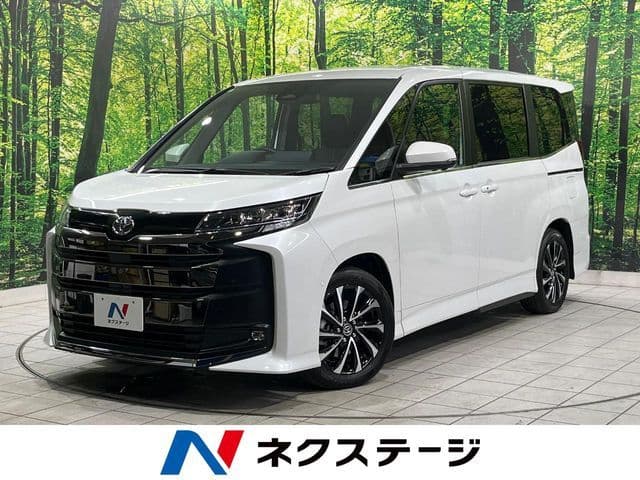 TOYOTA NOAH HYBRID