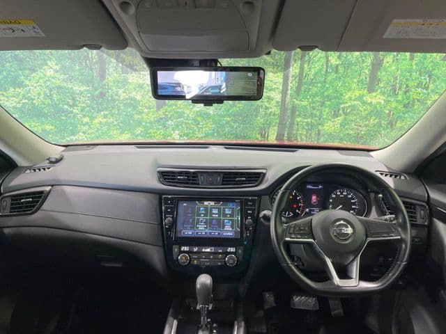 NISSAN