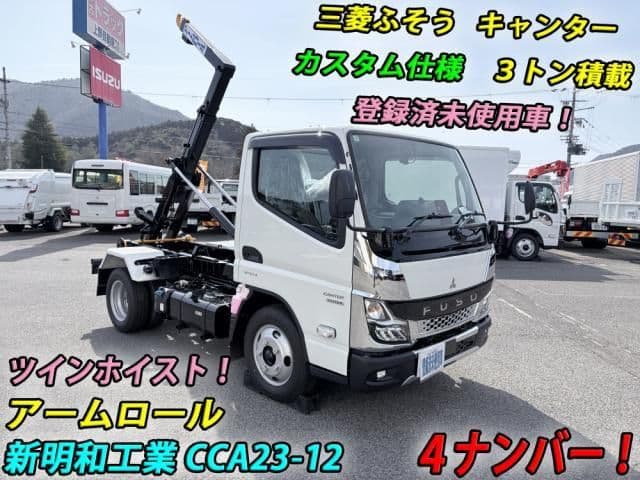 MITSUBISHI CANTER