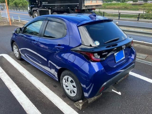 Car thumbnail 2