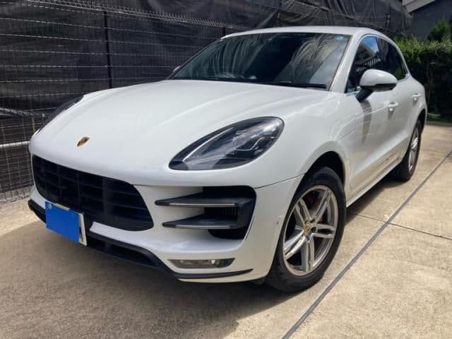 PORSCHE PORSCHE Macan