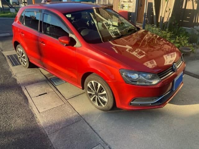 Car image 1