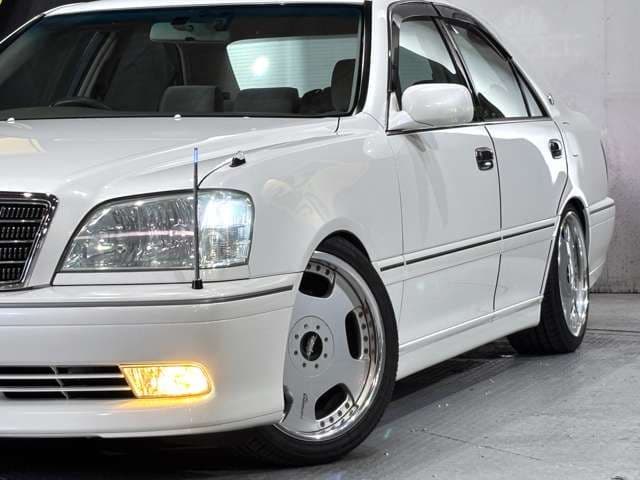 Car thumbnail 3