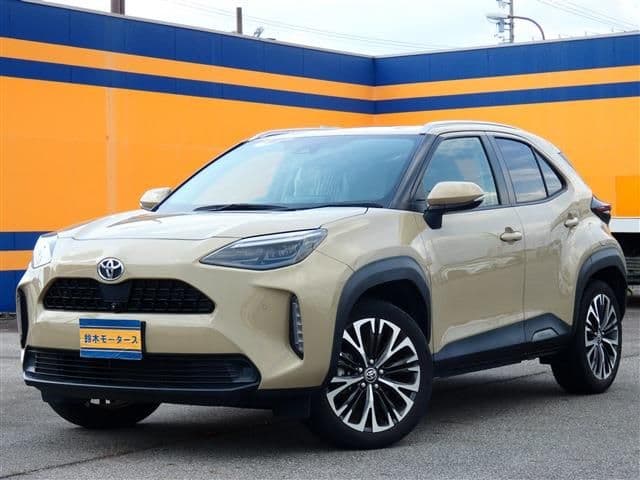 TOYOTA YARIS CROSS