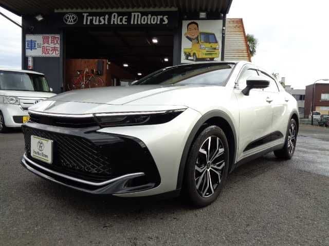 TOYOTA CROWN CROSSOVER