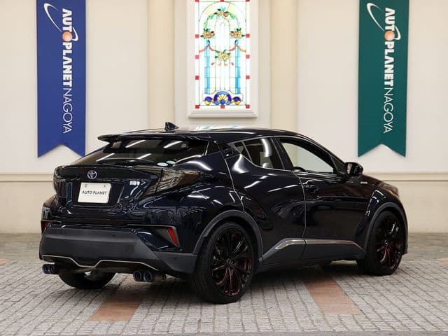 Car thumbnail 3