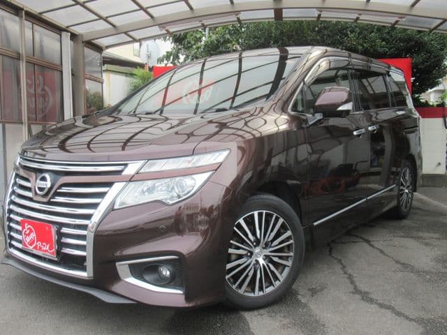 NISSAN ELGRAND  4WD