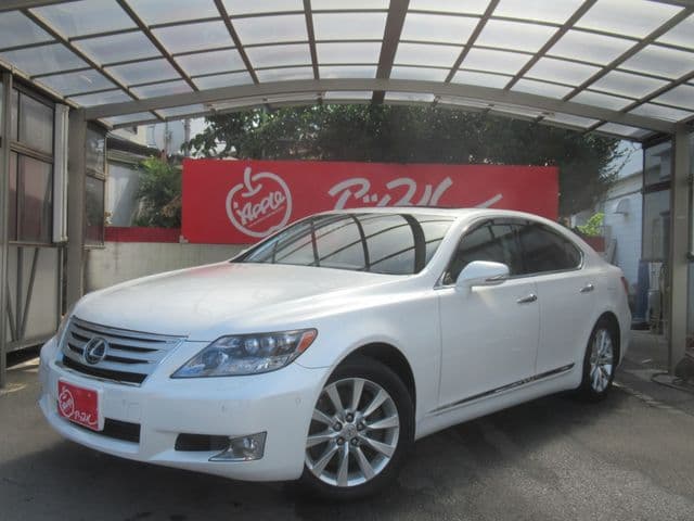 TOYOTA LEXUS LS600h