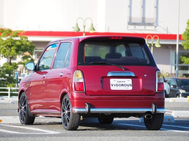 Car thumbnail 3